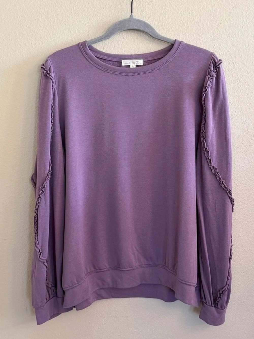 nine britton Ruffle Trim Long Sleeve Top in Purple XL Like New